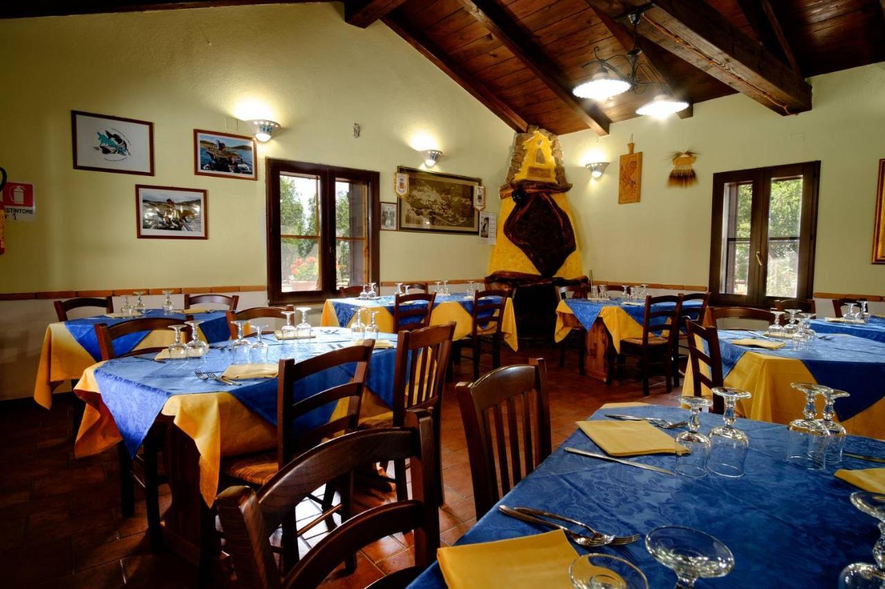 Hotel Il Nido Dell'Aquila Villanova Strisaili Exteriör bild
