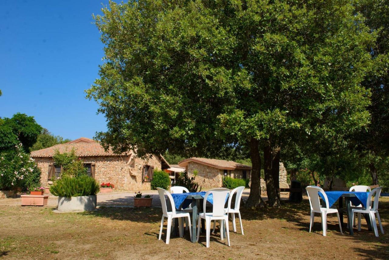 Hotel Il Nido Dell'Aquila Villanova Strisaili Exteriör bild